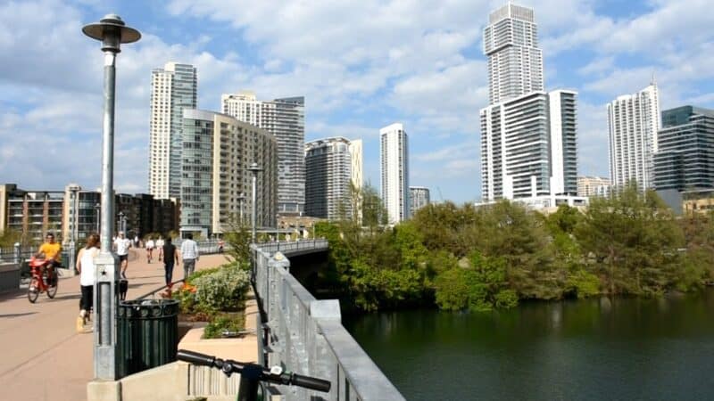 Lady Bird Lake Trail